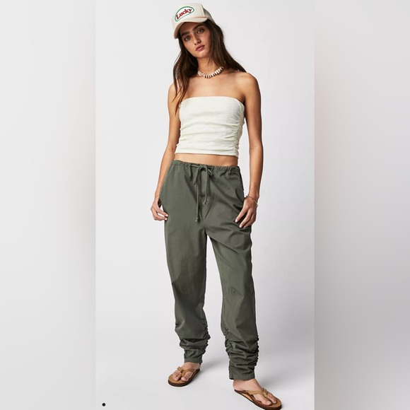 Free People Pants - Free People new light parachute trousers